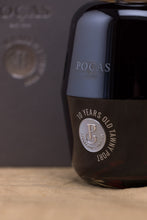 Carregar imagem no visualizador da galeria, Poças 10 Years Old Tawny Collector&#39;s Edition
